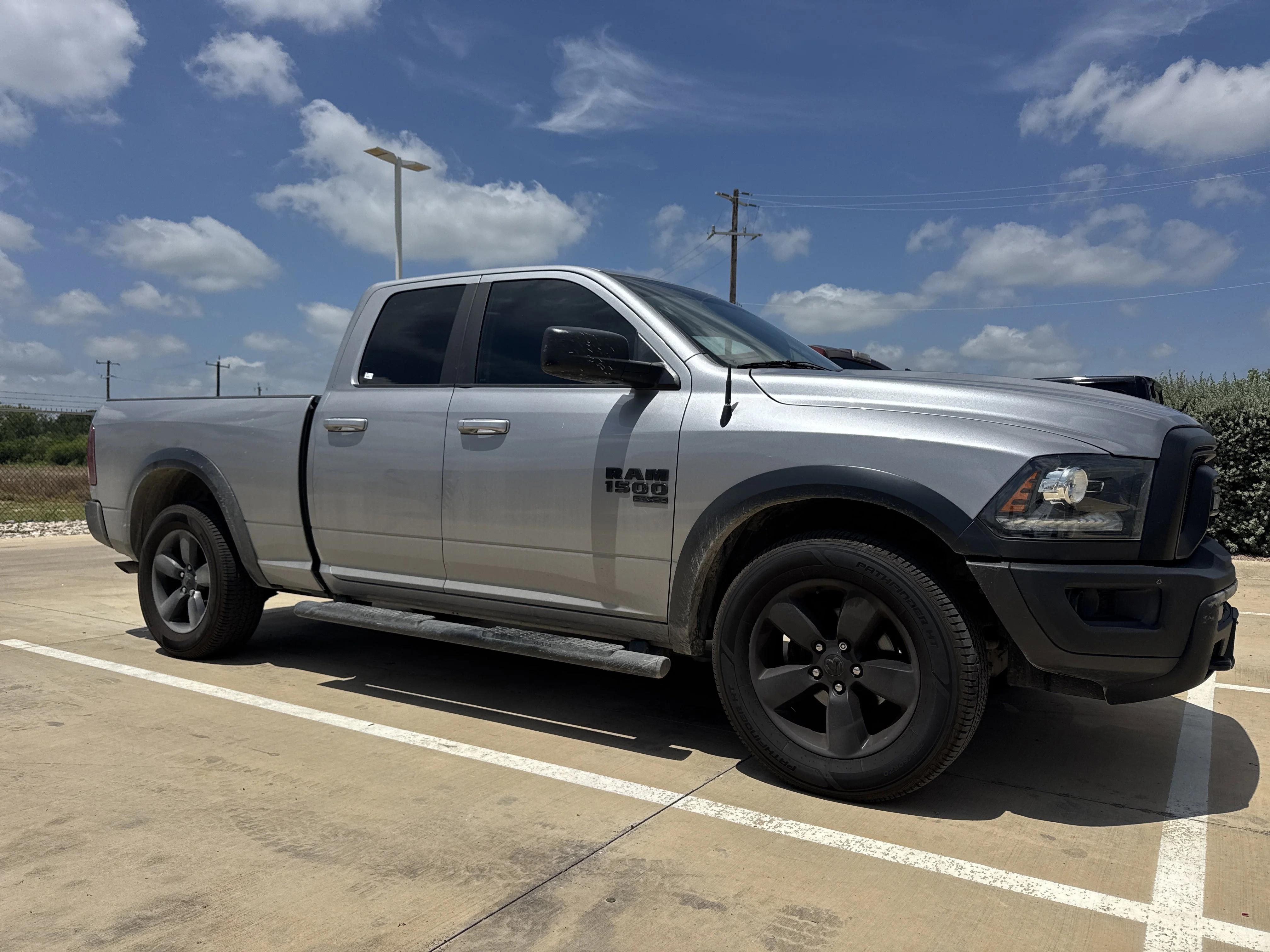 ram ram 1500 classic 2019 1C6RR6GG5KS669737 image ram ram 1500 classic 2019 1C6RR6GG5KS669737 image